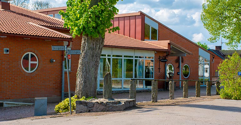 Foto på Midgårds skola i Röstånga.